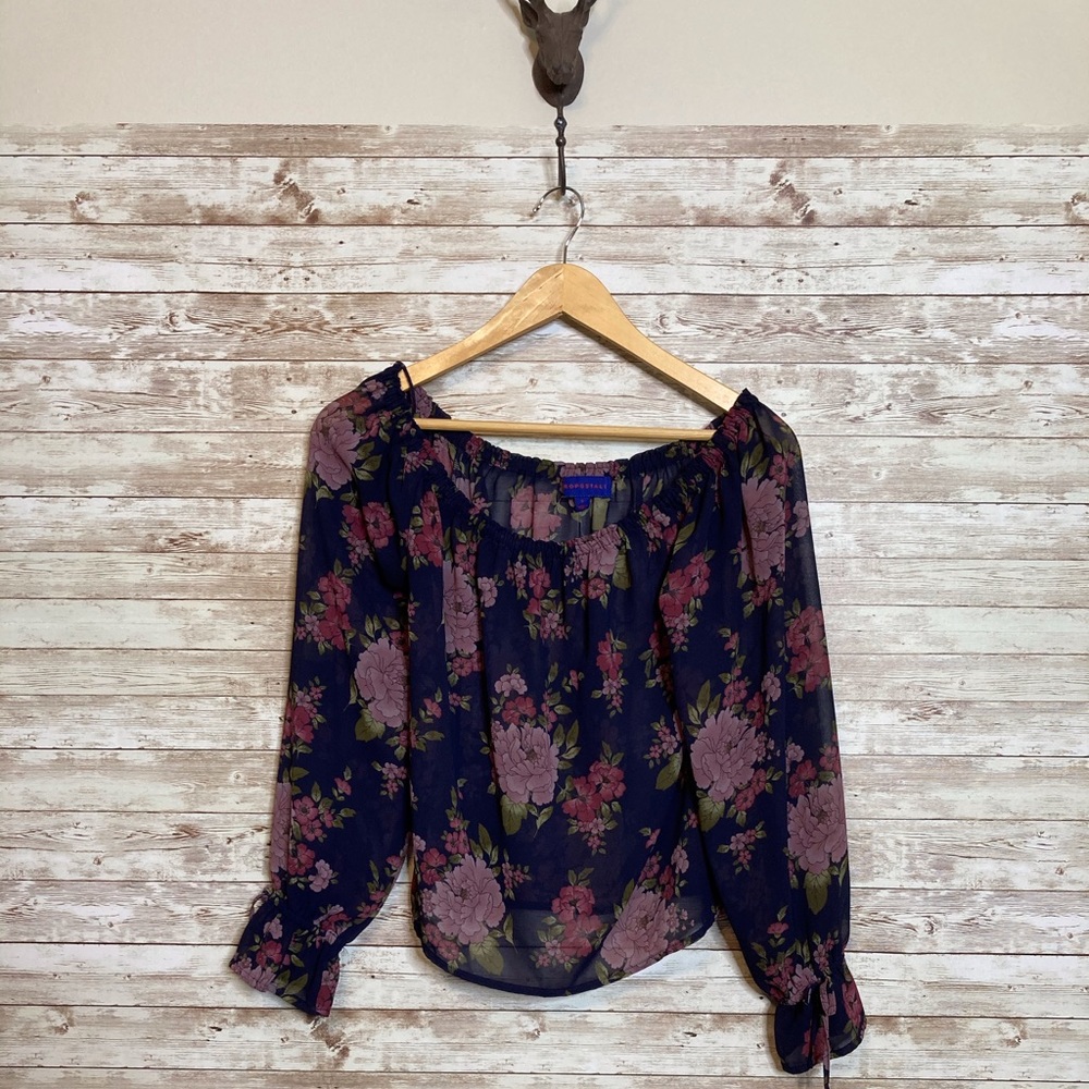 Aeropostale’s Sheer Floral Peasant Crop Top